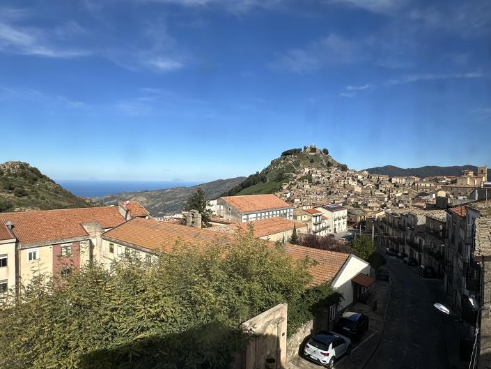 Image No.20-Maison de ville de 3 chambres à vendre à Mistretta