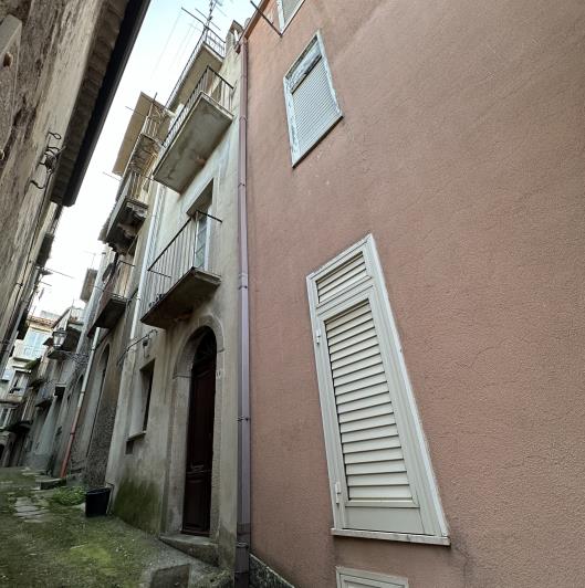 Image No.29-Maison de ville de 4 chambres à vendre à Novara di Sicilia