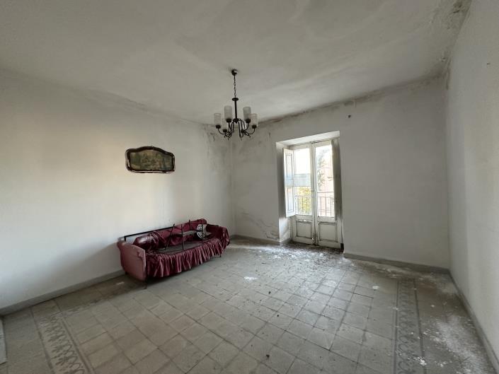 Image No.13-3 Bed Semi-Detached for sale