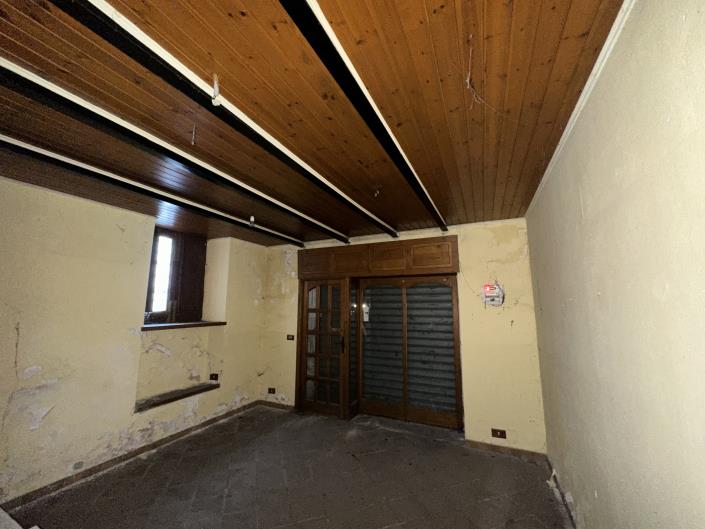 Image No.16-3 Bed Semi-Detached for sale