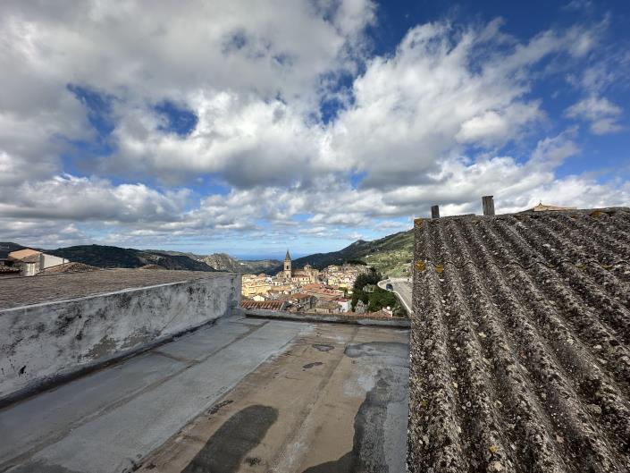 Image No.15-Maison de ville à vendre à Novara di Sicilia