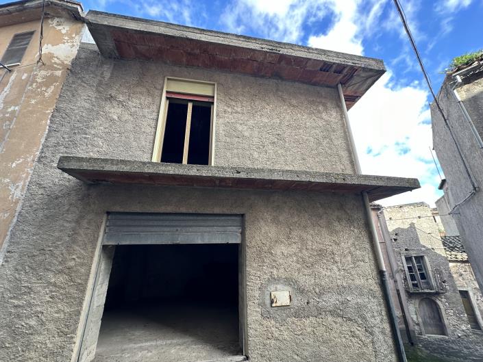 Image No.7-Maison de ville à vendre à Novara di Sicilia