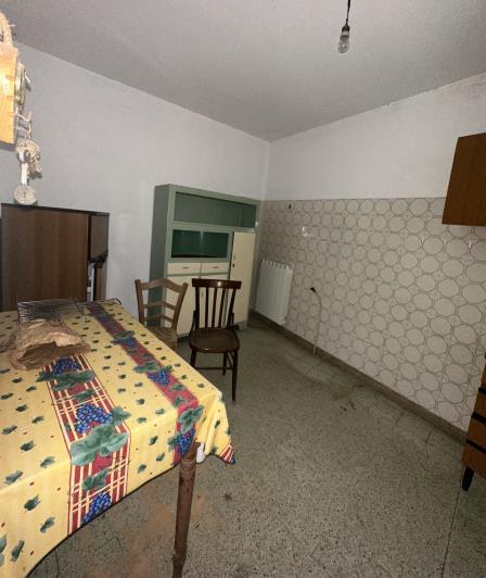 Image No.12-2 Bed Townhouse for sale