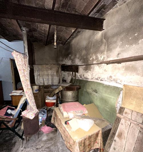 Image No.28-2 Bed Semi-Detached for sale