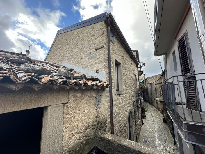 Image No.3-Propriété à vendre à Montalbano Elicona