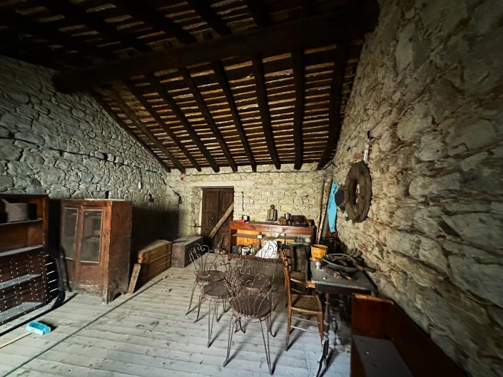 Image No.4-Propriété à vendre à Montalbano Elicona