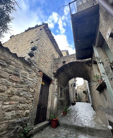 Image No.2-Propriété à vendre à Montalbano Elicona