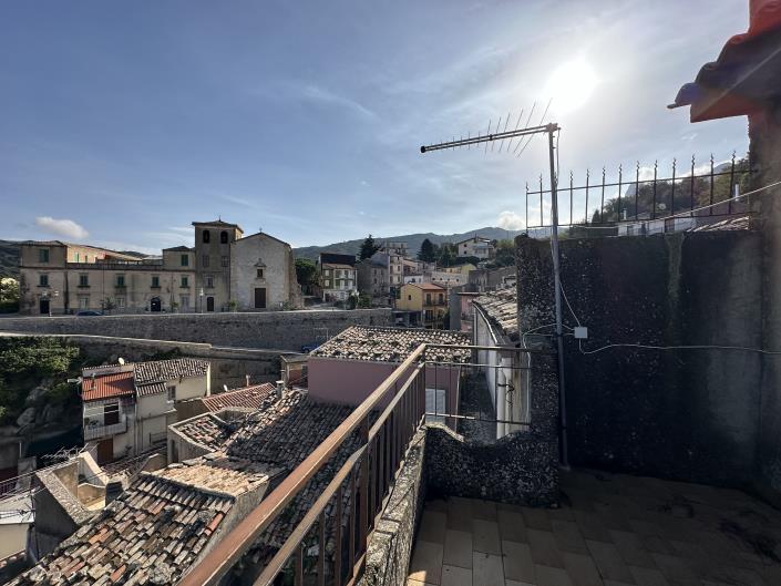 Image No.10-Maison de ville de 2 chambres à vendre à Novara di Sicilia