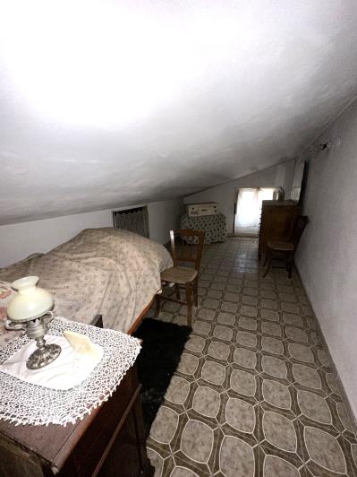 Image No.12-2 Bed Semi-Detached for sale