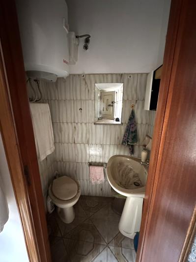 Image No.21-2 Bed Semi-Detached for sale