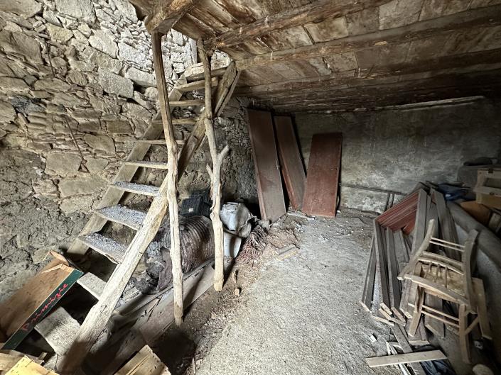 Image No.3-Maison de ville à vendre à Montalbano Elicona