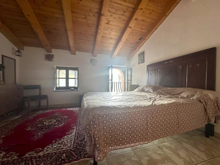 Image No.25-1 Bed Semi-Detached for sale