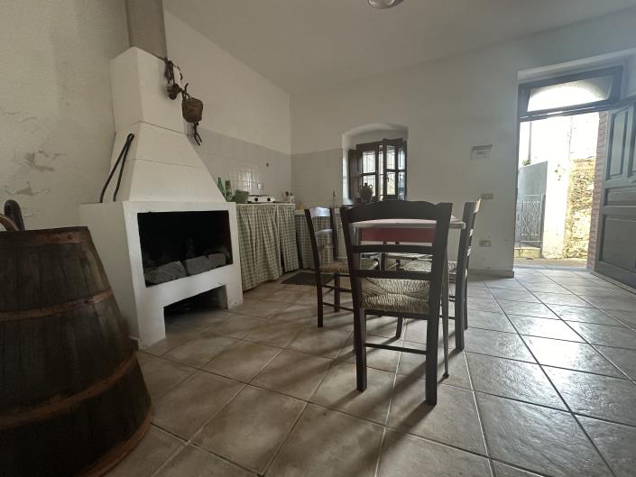 Image No.18-1 Bed Semi-Detached for sale