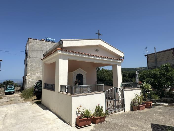 Image No.6-1 Bed Semi-Detached for sale