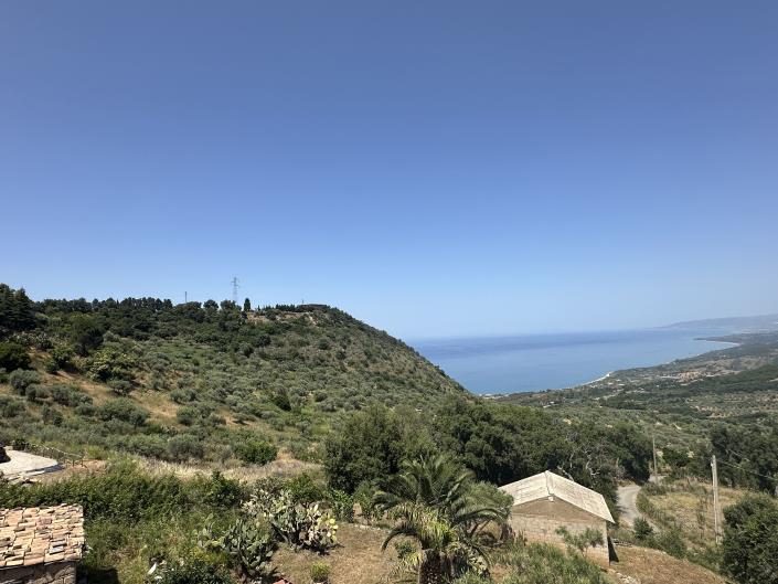 Image No.25-1 Bed Semi-Detached for sale