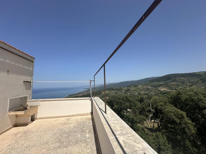 Image No.52-1 Bed Semi-Detached for sale