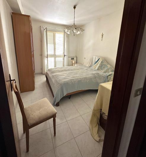 Image No.11-4 Bed Semi-Detached for sale