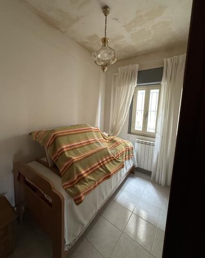 Image No.13-4 Bed Semi-Detached for sale