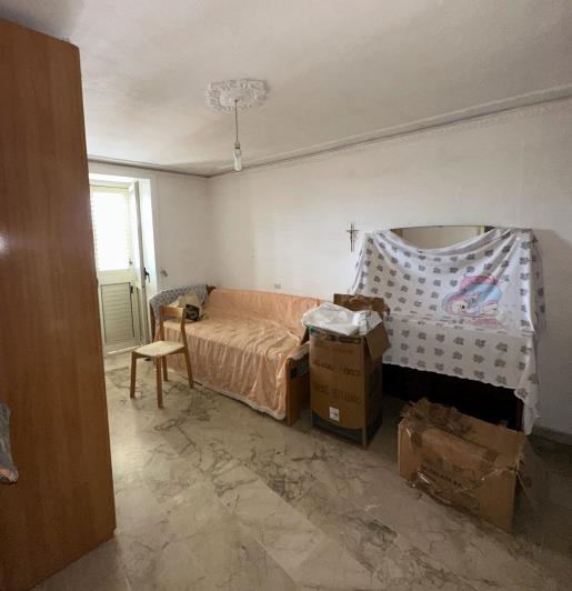 Image No.21-4 Bed Semi-Detached for sale