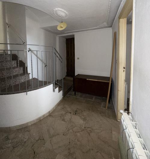 Image No.23-4 Bed Semi-Detached for sale