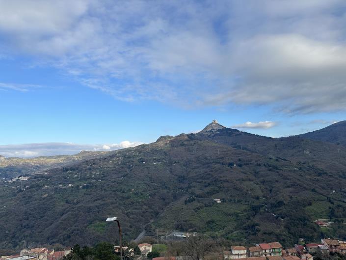 Image No.11-Maison de 3 chambres à vendre à Novara di Sicilia