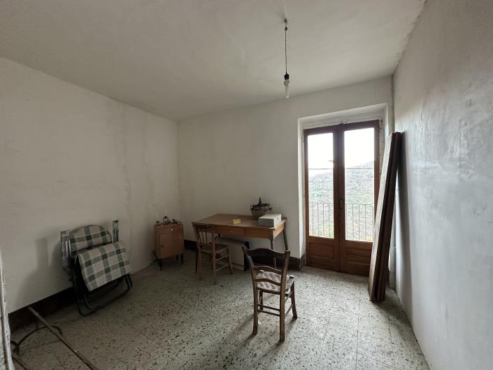 Image No.21-Maison de 3 chambres à vendre à Novara di Sicilia