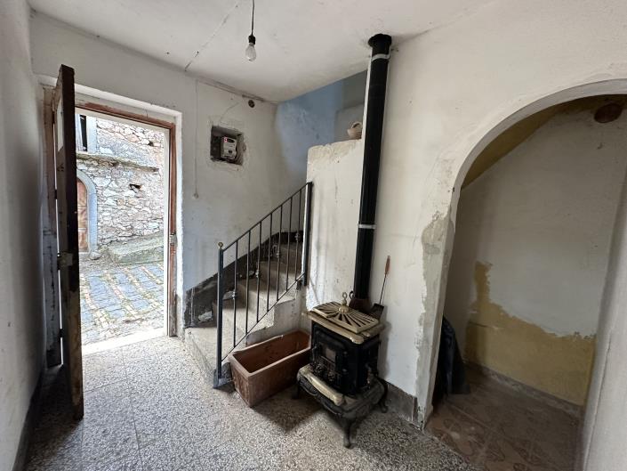 Image No.5-Maison de 3 chambres à vendre à Novara di Sicilia