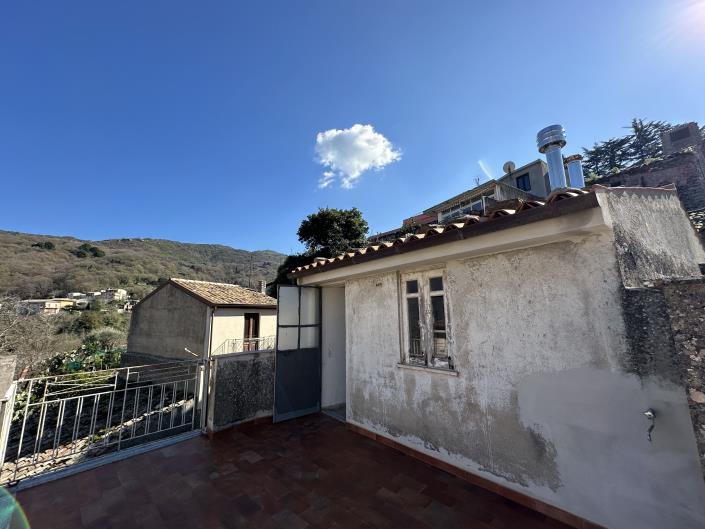 Image No.14-Maison de ville de 3 chambres à vendre à Novara di Sicilia