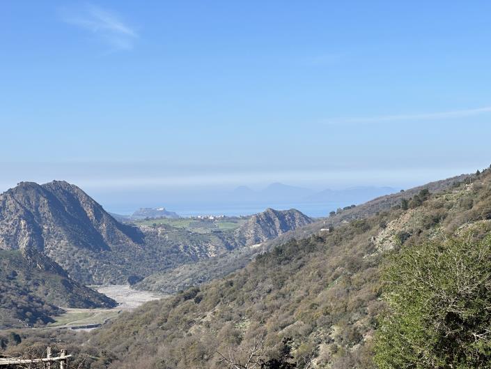 Image No.2-Maison de ville de 3 chambres à vendre à Novara di Sicilia