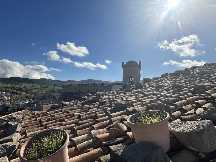 Image No.4-2 Bed Semi-Detached for sale