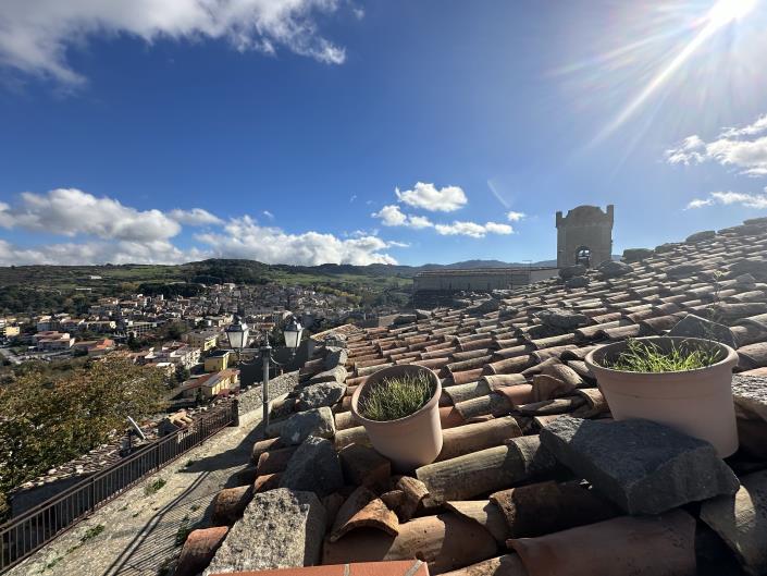 Image No.31-2 Bed Semi-Detached for sale