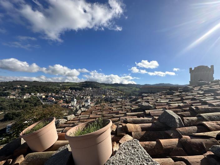 Image No.32-2 Bed Semi-Detached for sale