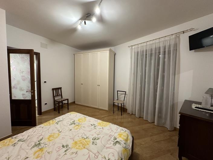 Image No.14-Maison de ville de 2 chambres à vendre à Novara di Sicilia