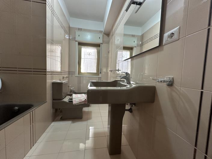 Image No.23-3 Bed Apartment for sale