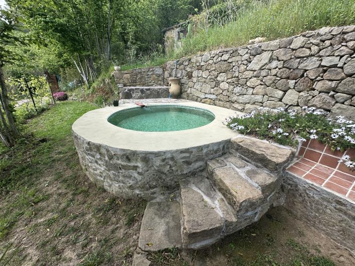 Image No.25-Maison de campagne de 4 chambres à vendre à Sant'Angelo di Brolo