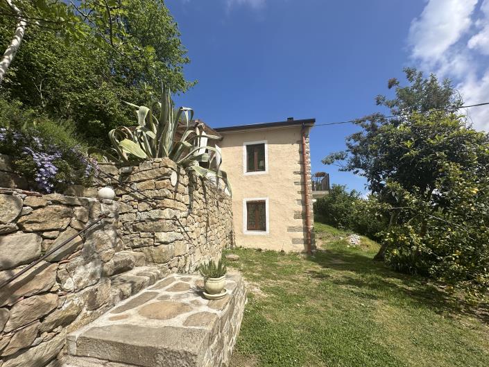 Image No.44-Maison de campagne de 4 chambres à vendre à Sant'Angelo di Brolo