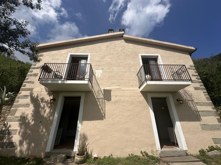 Image No.4-Maison de campagne de 4 chambres à vendre à Sant'Angelo di Brolo