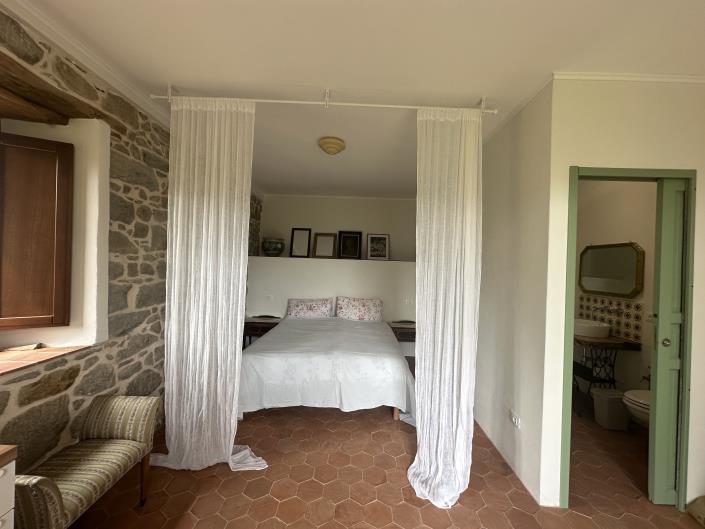 Image No.37-Maison de campagne de 4 chambres à vendre à Sant'Angelo di Brolo