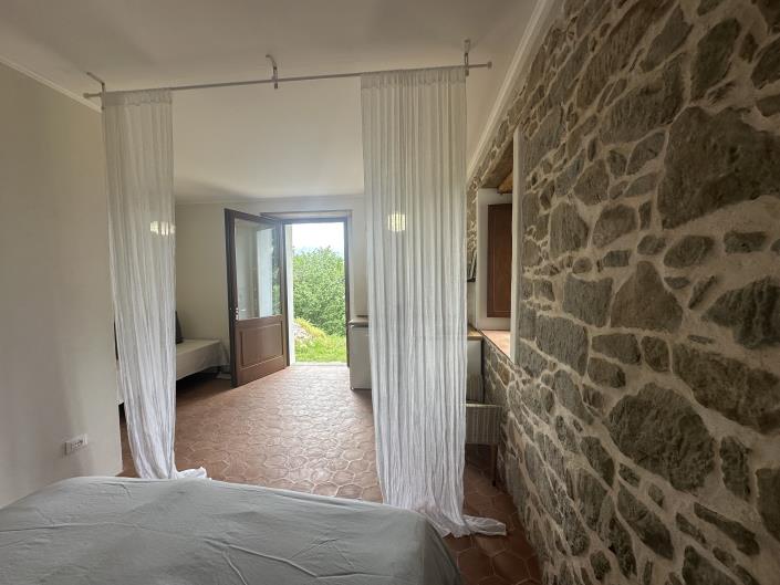 Image No.39-Maison de campagne de 4 chambres à vendre à Sant'Angelo di Brolo