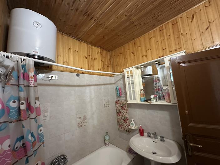 Image No.31-2 Bed Townhouse for sale