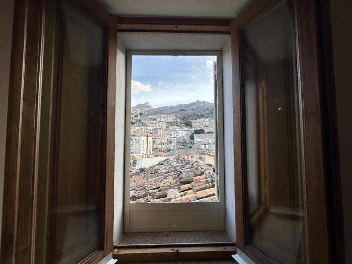 Image No.23-Maison de 2 chambres à vendre à Novara di Sicilia