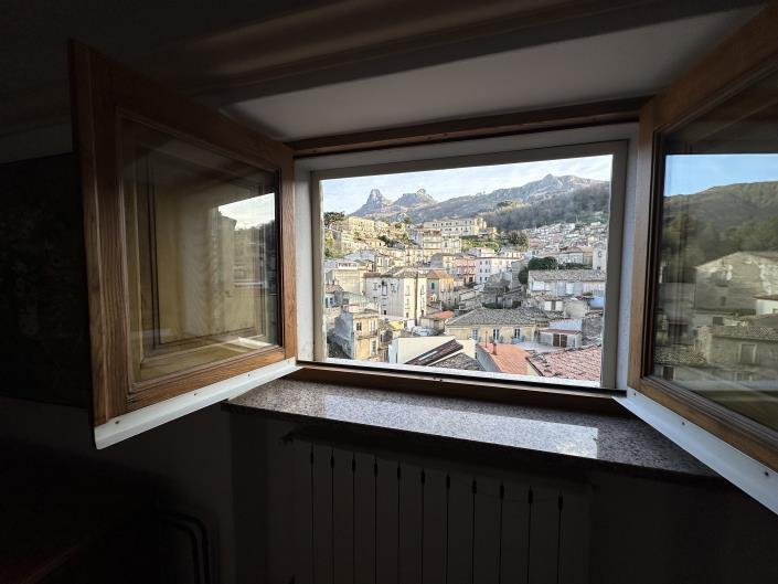 Image No.22-Maison de 2 chambres à vendre à Novara di Sicilia