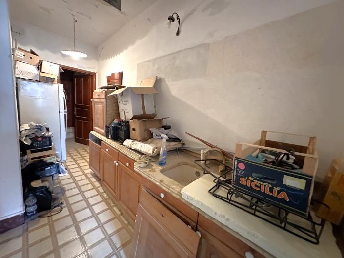 Image No.32-Propriété de 3 chambres à vendre à Montalbano Elicona