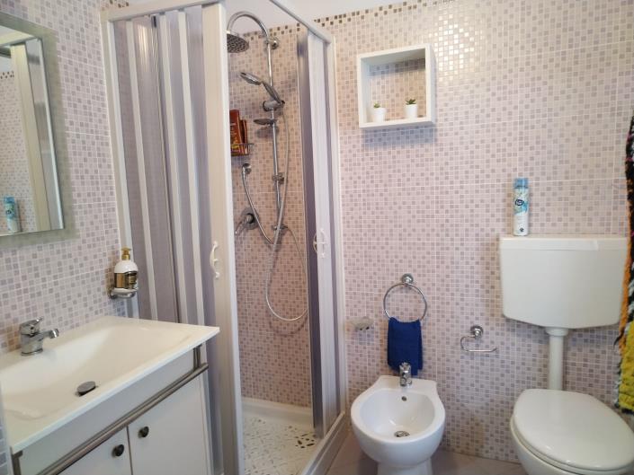 Image No.21-2 Bed Apartment for sale