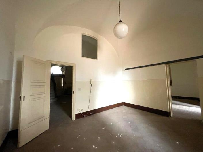 Image No.17-5 Bed Villa / Detached for sale