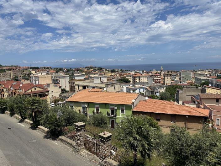 Image No.3-4 Bed Townhouse for sale