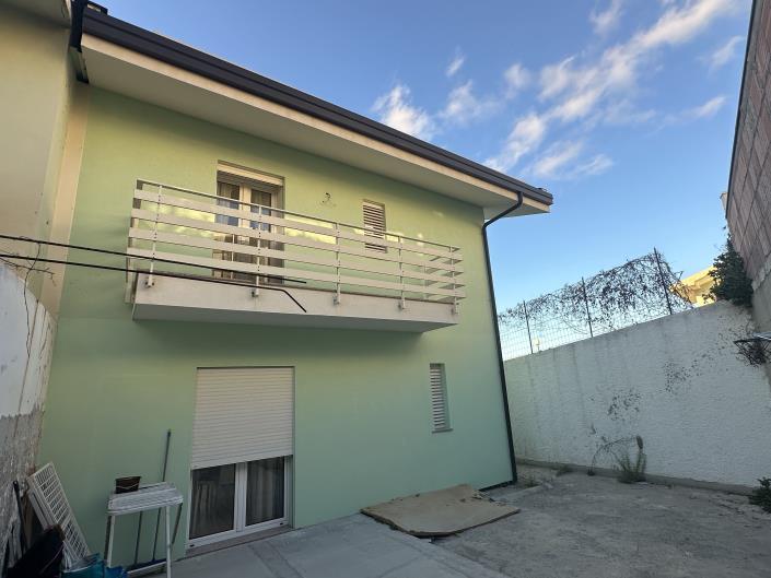 Image No.42-2 Bed Villa for sale