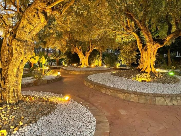 Image No.50-5 Bed Villa for sale