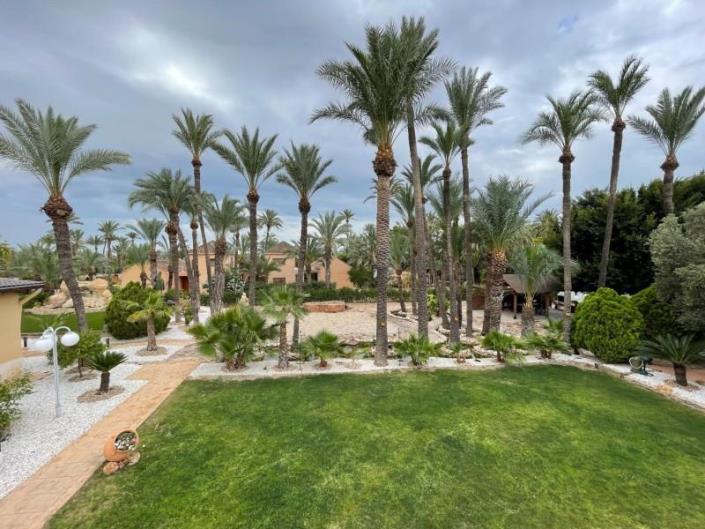 Image No.51-5 Bed Villa for sale