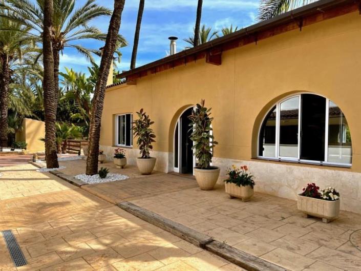 Image No.53-5 Bed Villa for sale